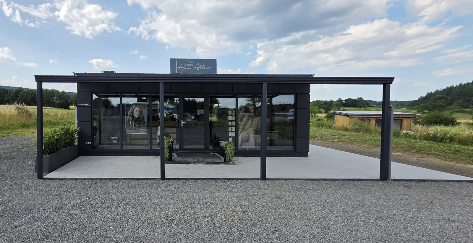 Business-Container Donna